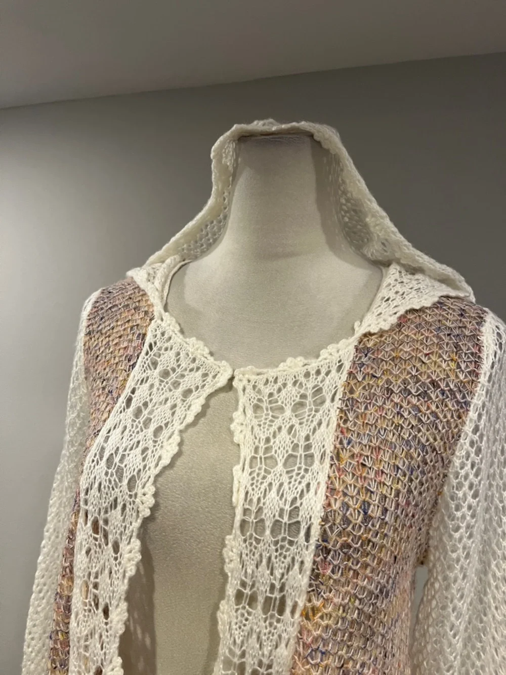 Hem & Thread lightweight hooded